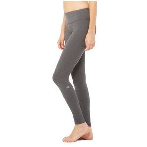 Alo Airbrush in Stormy Heather